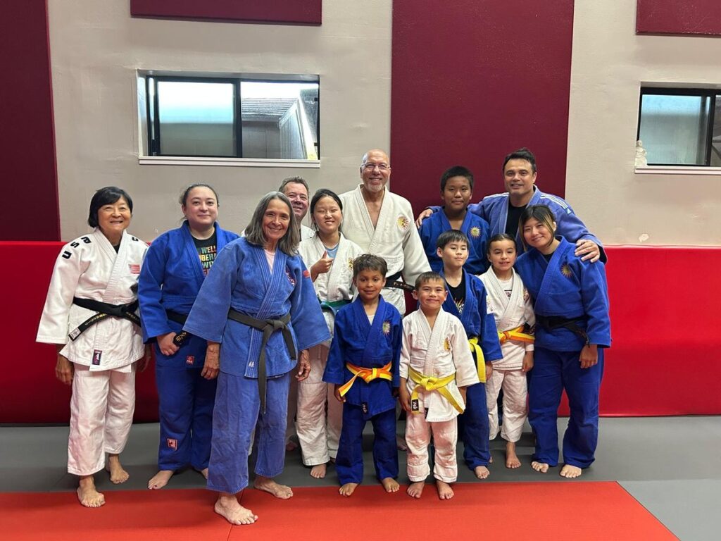 Hanabi and Lakeridge Senseis with special guest AnaMaria del Mars (third from the left) with our